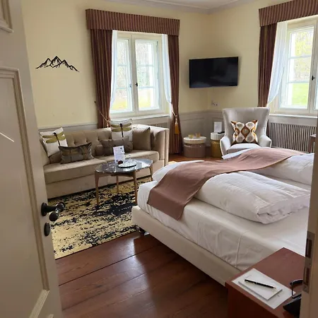 Hotel Burg Schlitz Hohen Demzin