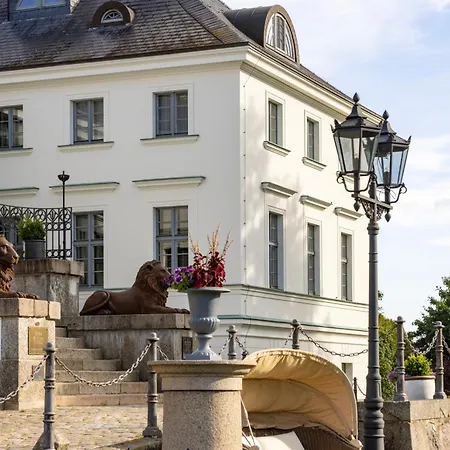 Burg Schlitz 5* Hohen Demzin