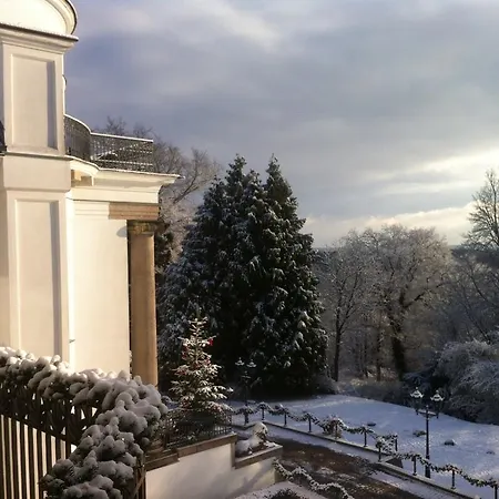 Otel Burg Schlitz 5*